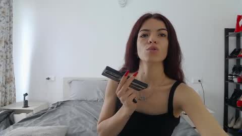 rinathequeen online show from April 3, 2026, 11:19 am