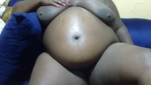 Snapshot of rio_sky chatting on January 1, 2025, 5:00 pm cookie online show from January 1, 2025, 5:00 pm