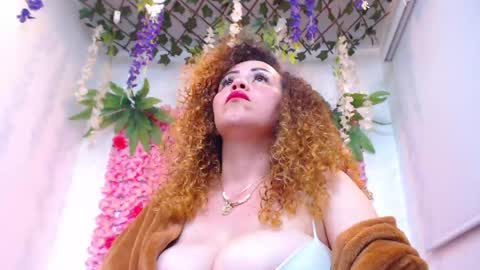 Snapshot of risitos_de_oro_ chatting on May 15, 2026, 11:34 pm Risitos De Oro online show from May 15, 2026, 11:34 pm