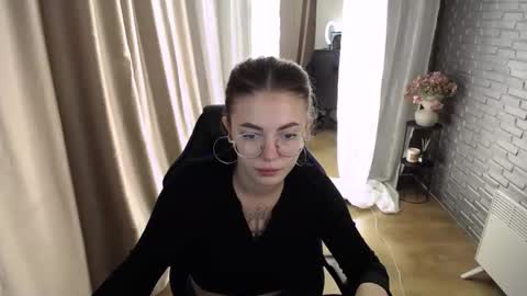 ritaneer online show from September 10, 2025, 8:03 am