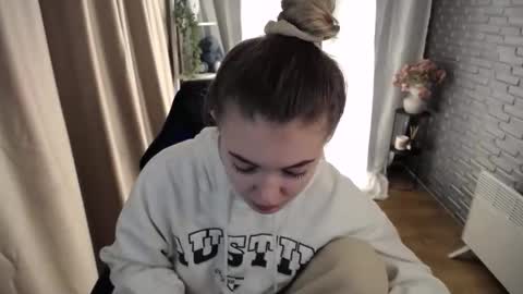 ritaneer online show from October 4, 2025, 8:56 am