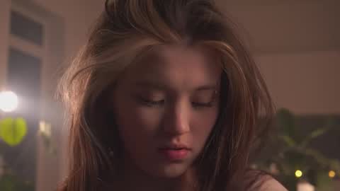 Akemi online show from February 12, 2026, 4:46 pm