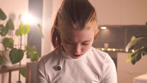 Akemi online show from February 27, 2026, 3:34 pm