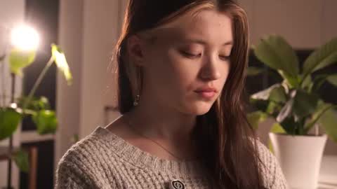 Akemi online show from March 4, 2026, 4:24 pm