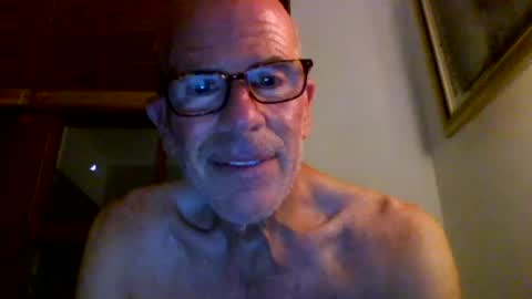 Snapshot of river053 chatting on July 26, 2026, 1:36 am river053 online show from July 26, 2026, 1:36 am
