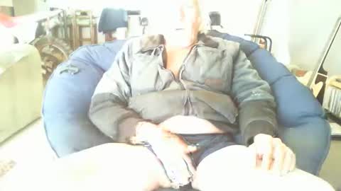 riveratggg online show from March 8, 2025, 7:49 am