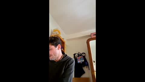 rizzo1980682473 online show from April 14, 2026, 1:06 pm