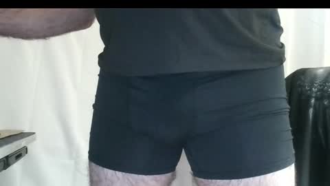 rj8090 online show from November 14, 2025, 9:02 pm