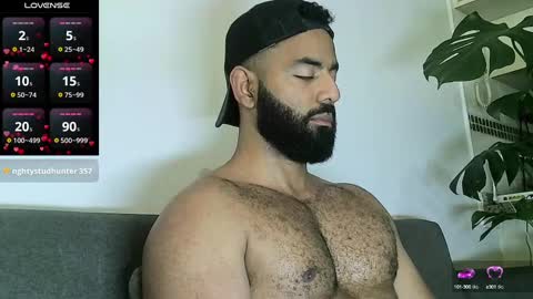 SebasRoa online show from December 3, 2024, 9:23 pm