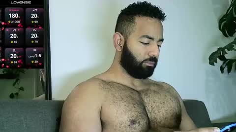 SebasRoa online show from October 21, 2025, 2:40 pm