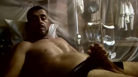 Snapshot of roadsidepicnic01 chatting on February 8, 2025, 3:42 pm Daddy online show from February 8, 2025, 3:42 pm