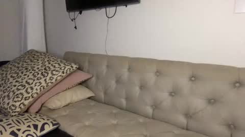 RoastingCorn online show from December 18, 2024, 6:43 am