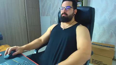 Snapshot of robby_k chatting on December 3, 2025, 9:57 pm Robby online show from December 3, 2025, 9:57 pm