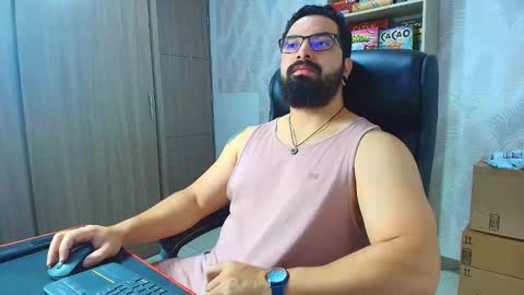 Snapshot of robby_k chatting on December 17, 2025, 4:40 am Robby online show from December 17, 2025, 4:40 am