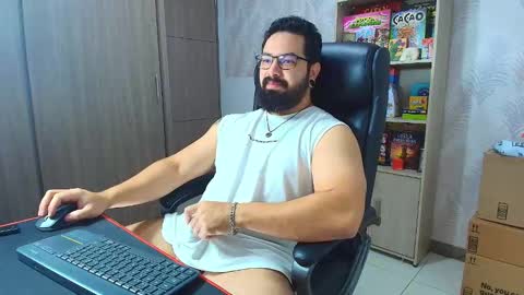 Snapshot of robby_k chatting on December 19, 2025, 6:31 am Robby online show from December 19, 2025, 6:31 am