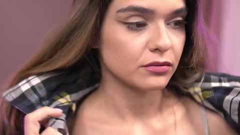 Roberta online show from February 8, 2026, 11:02 am