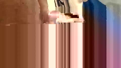 roberth646621935 online show from December 1, 2025, 5:34 am