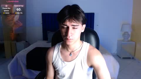 Snapshot of roberthalv chatting on February 18, 2026, 2:13 pm ROBERTH online show from February 18, 2026, 2:13 pm