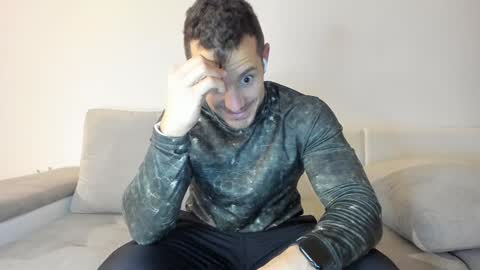 roberto4ever online show from January 17, 2025, 3:53 pm