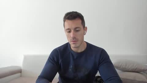 roberto4ever online show from February 9, 2025, 10:20 am