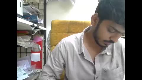 Robertsalia online show from November 6, 2025, 12:06 pm