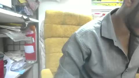 Snapshot of robertsalia220 chatting on February 19, 2026, 12:45 pm Robertsalia online show from February 19, 2026, 12:45 pm