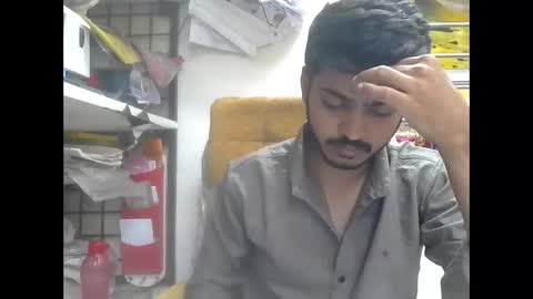 Snapshot of robertsalia220 chatting on February 24, 2026, 12:25 pm Robertsalia online show from February 24, 2026, 12:25 pm