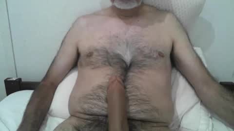 Snapshot of robhin40 chatting on May 6, 2026, 3:46 am Robhin maduro online show from May 6, 2026, 3:46 am