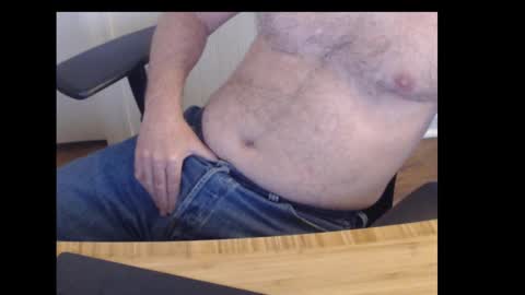 Snapshot of robidan6923 chatting on February 18, 2025, 1:11 pm robidan6923 online show from February 18, 2025, 1:11 pm