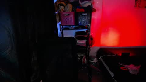 Robin online show from April 14, 2026, 11:22 pm