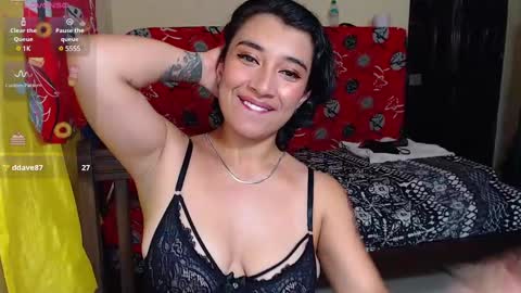 Snapshot of robin_h00t chatting on February 11, 2025, 12:06 am Ivanna and Robin online show from February 11, 2025, 12:06 am