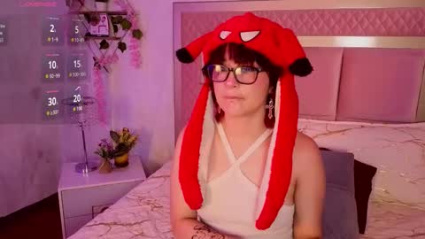 robin D online show from December 4, 2025, 12:47 pm