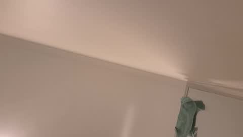 robinidessundercover34 online show from February 21, 2026, 9:43 am