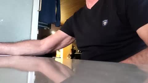 Snapshot of robke1966 chatting on January 2, 2025, 8:17 am robke1966 online show from January 2, 2025, 8:17 am