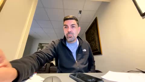 Snapshot of roblatino12 chatting on February 25, 2025, 9:24 pm roblatino12 online show from February 25, 2025, 9:24 pm