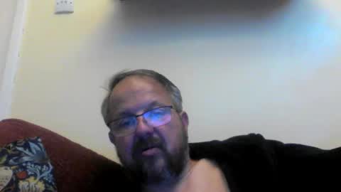 robxx32 online show from May 17, 2026, 10:28 pm
