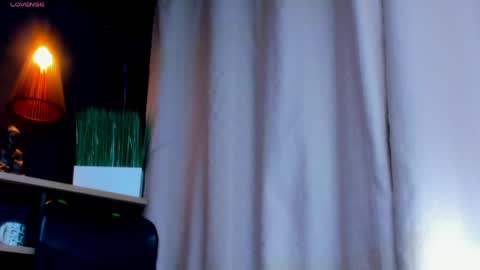 Snapshot of rocco_santos chatting on June 4, 2026, 6:25 pm rocco_santos online show from June 4, 2026, 6:25 pm