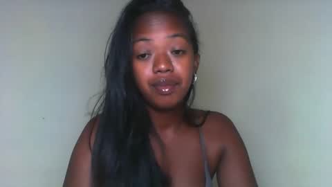Snapshot of rochellinah chatting on March 23, 2026, 7:23 am rochellinah online show from March 23, 2026, 7:23 am