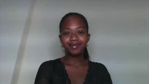 Snapshot of rochellinah chatting on March 25, 2026, 7:58 am rochellinah online show from March 25, 2026, 7:58 am