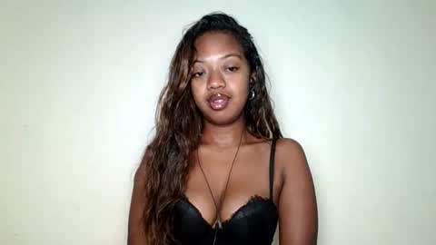 rochellinah online show from June 7, 2026, 12:42 pm