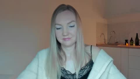 rock__baby online show from April 9, 2026, 11:21 pm