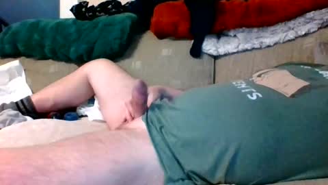 Snapshot of rockinghard7 chatting on March 2, 2025, 6:40 pm cum mature edging daddy cock online show from March 2, 2025, 6:40 pm