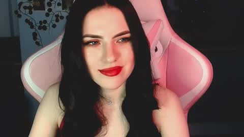 Sophie  online show from December 24, 2024, 1:28 pm