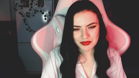 Sophie  online show from December 29, 2024, 1:38 pm