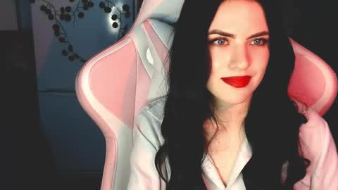 Sophie  online show from January 5, 2025, 1:36 pm