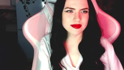 Sophie  online show from January 9, 2025, 1:45 pm