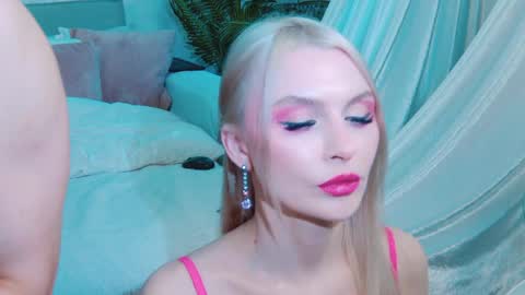 Lina and Den online show from April 2, 2026, 6:11 am