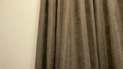 rockybee1 online show from January 6, 2026, 11:07 pm