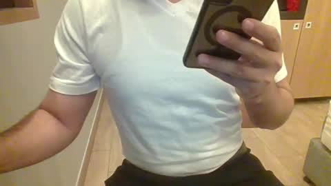 rockysam090 online show from October 13, 2025, 10:48 am