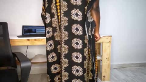 Berry online show from October 9, 2025, 8:56 am